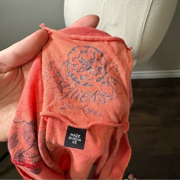 Guess Y2K island girl rhinestone goth tee Xs - Picture 6 of 7